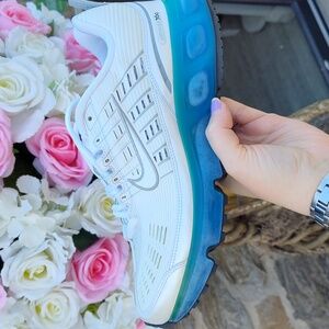 Nike Air Max 360 NIB 7.5